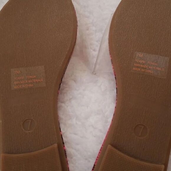 Cape Robbin Fonda Pink Snake Skin Slides - Picture 7 of 7